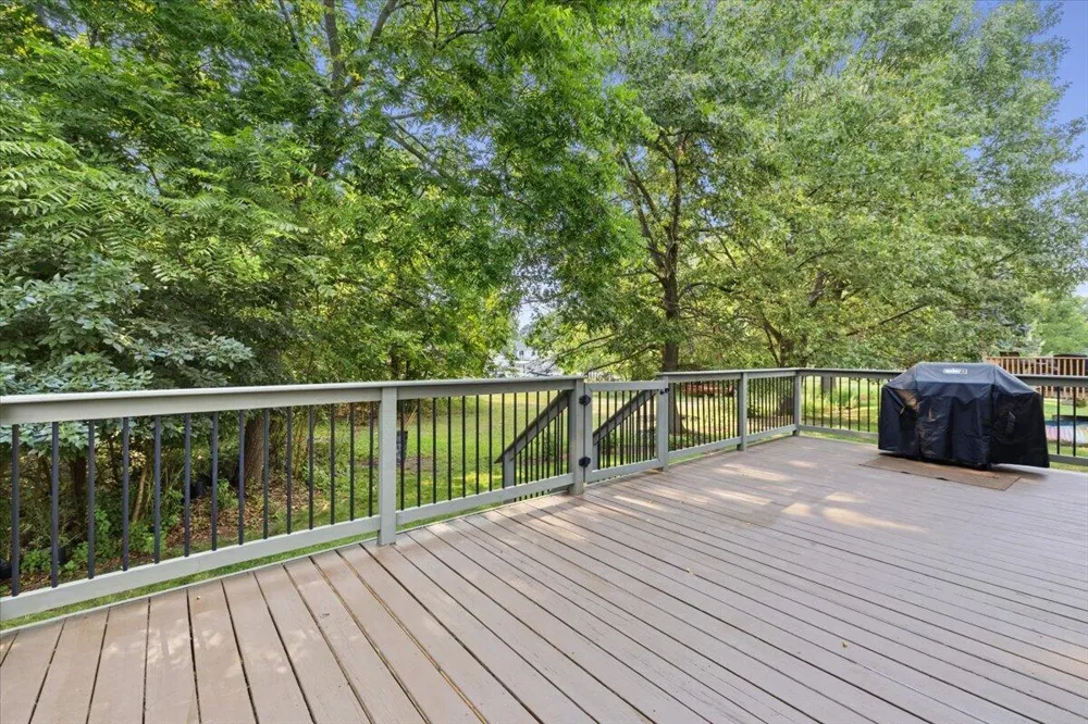 608 Heritage Circle Fenton, MI 48430