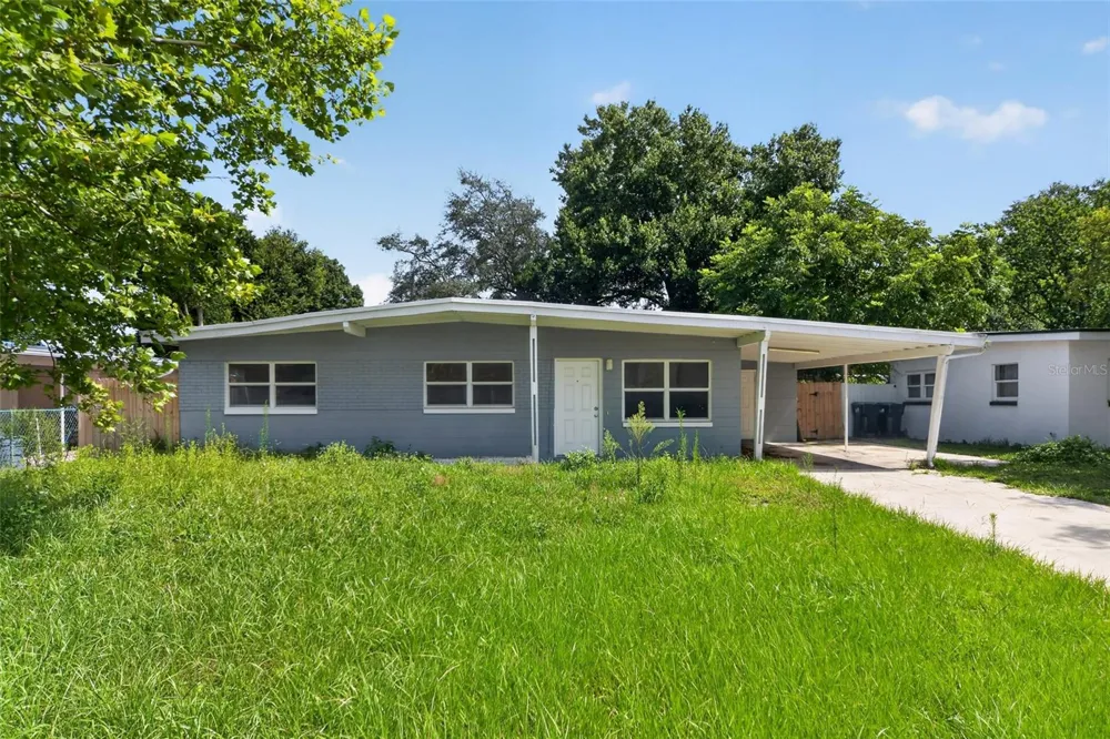 4001 MONARCH DRIVE Orlando, FL 32812