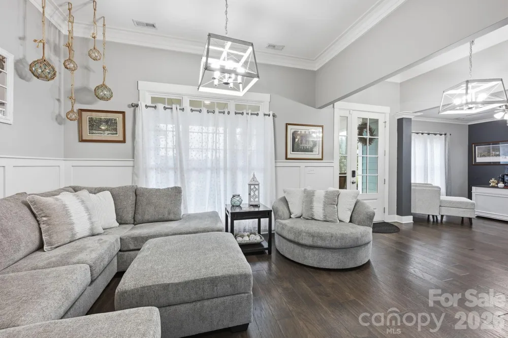6957 Pin Oaks Drive Denver, NC 28037