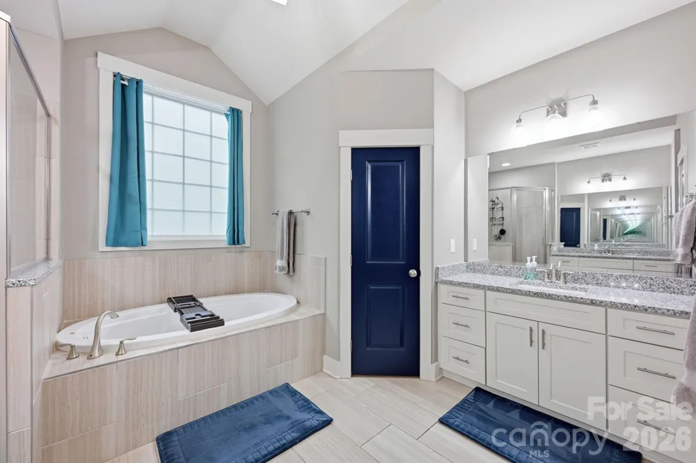 6957 Pin Oaks Drive Denver, NC 28037
