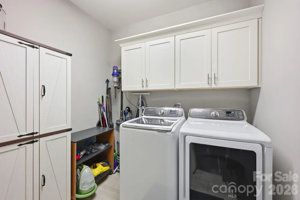 6957 Pin Oaks Drive Denver, NC 28037