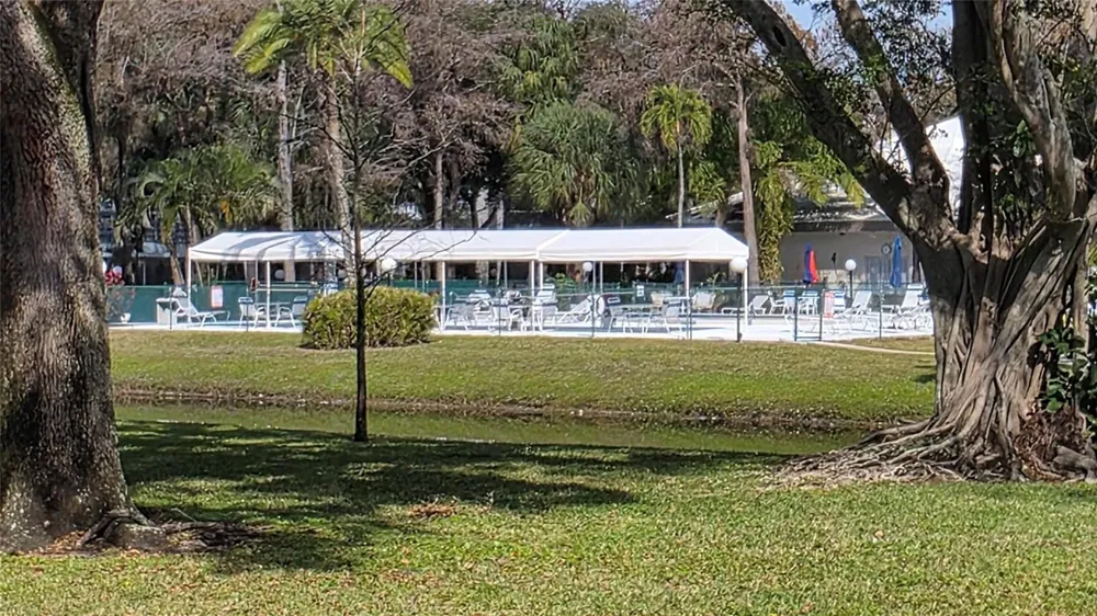 4851 NW 26TH COURT #437 Lauderdale Lakes, FL 33313