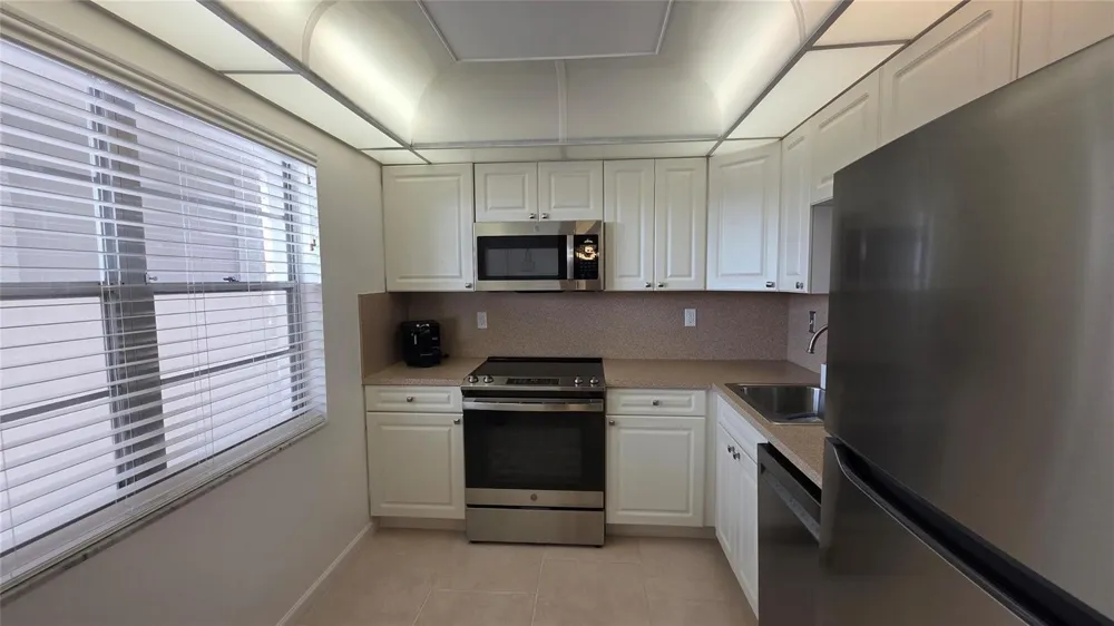 4851 NW 26TH COURT #437 Lauderdale Lakes, FL 33313