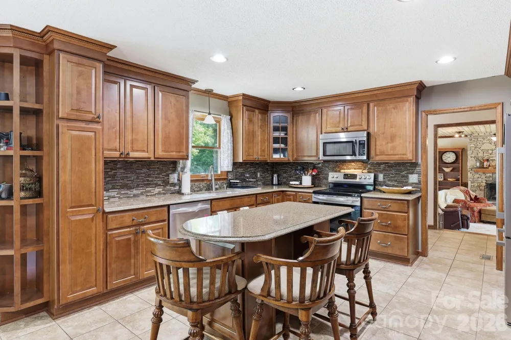 798 Worley Road Marion, NC 28752