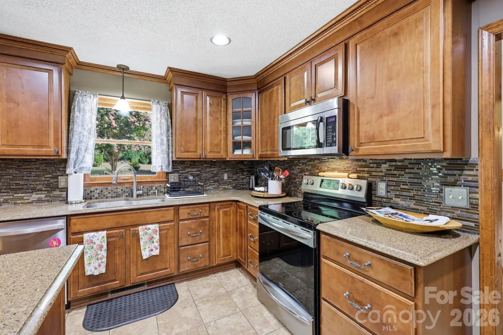 798 Worley Road Marion, NC 28752