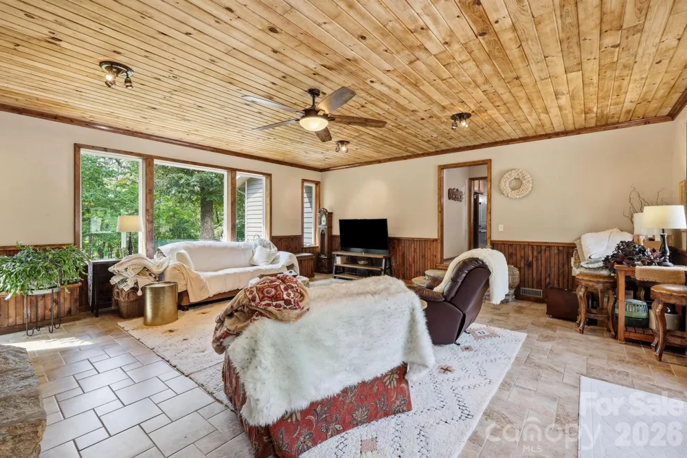 798 Worley Road Marion, NC 28752