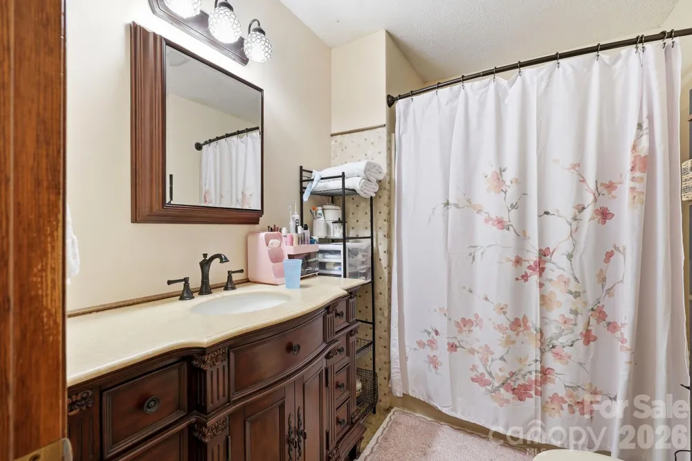 798 Worley Road Marion, NC 28752