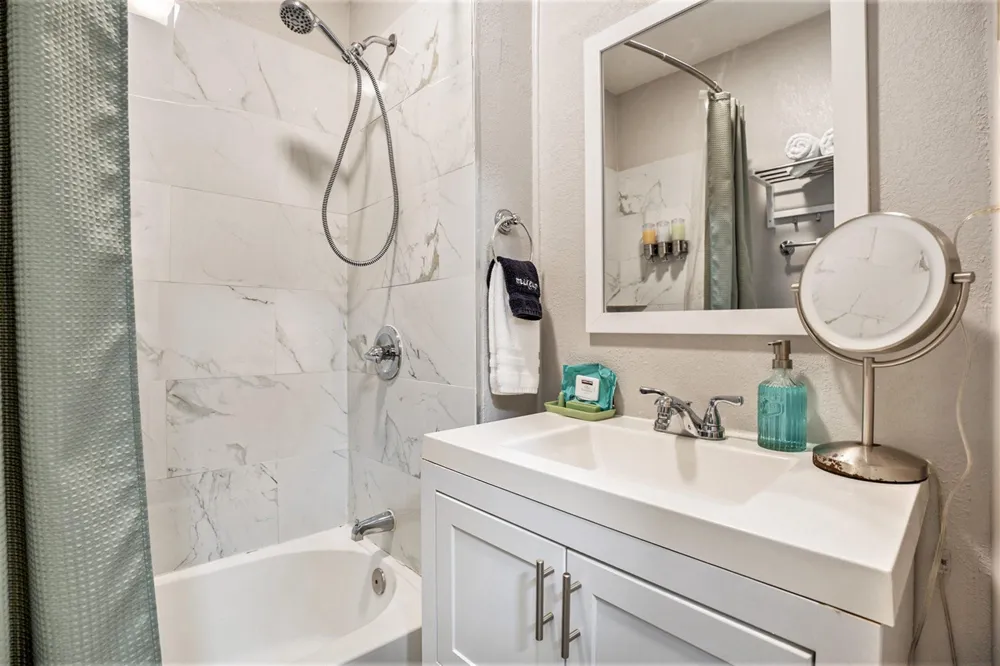 1113 28th Street Galveston, TX 77550