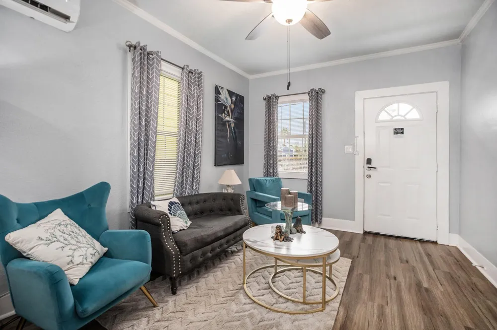 1113 28th Street Galveston, TX 77550