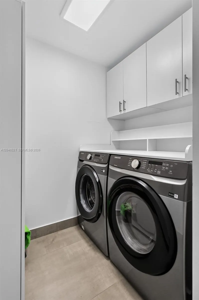 3370 Hidden Bay Dr #1212 Aventura, FL 33180
