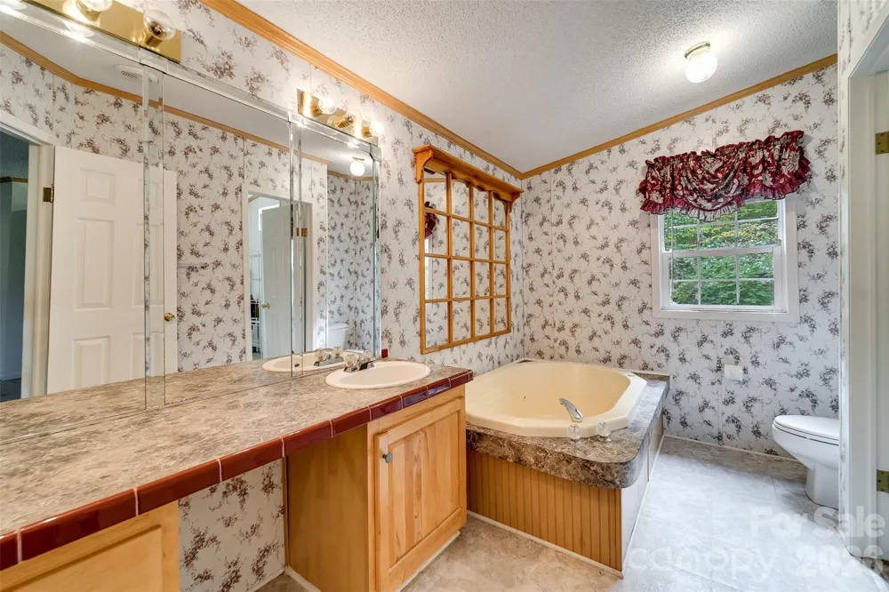 197 Savannah Meadows Trail Sylva, NC 28779