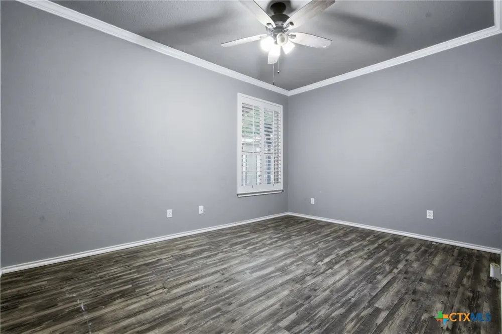 113 Scarlet Oak Cove Kyle, TX 78640