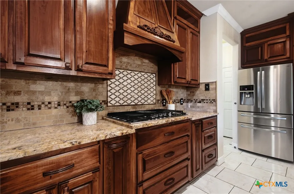 113 Scarlet Oak Cove Kyle, TX 78640