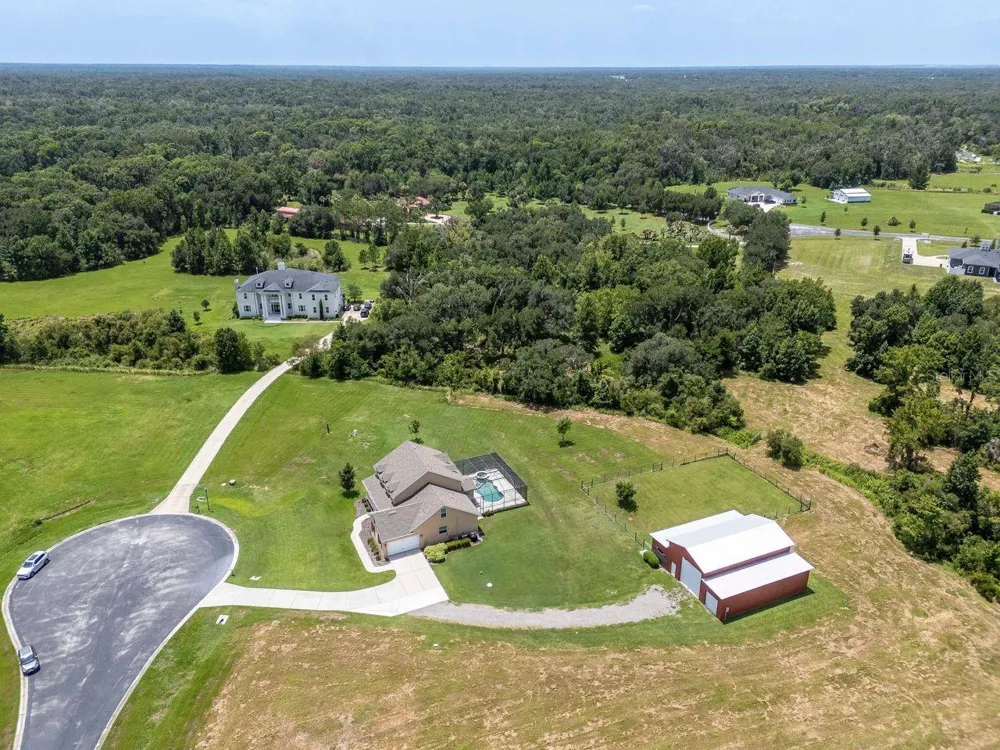 8703 ALAFIA HILLS DRIVE Plant City, FL 33567