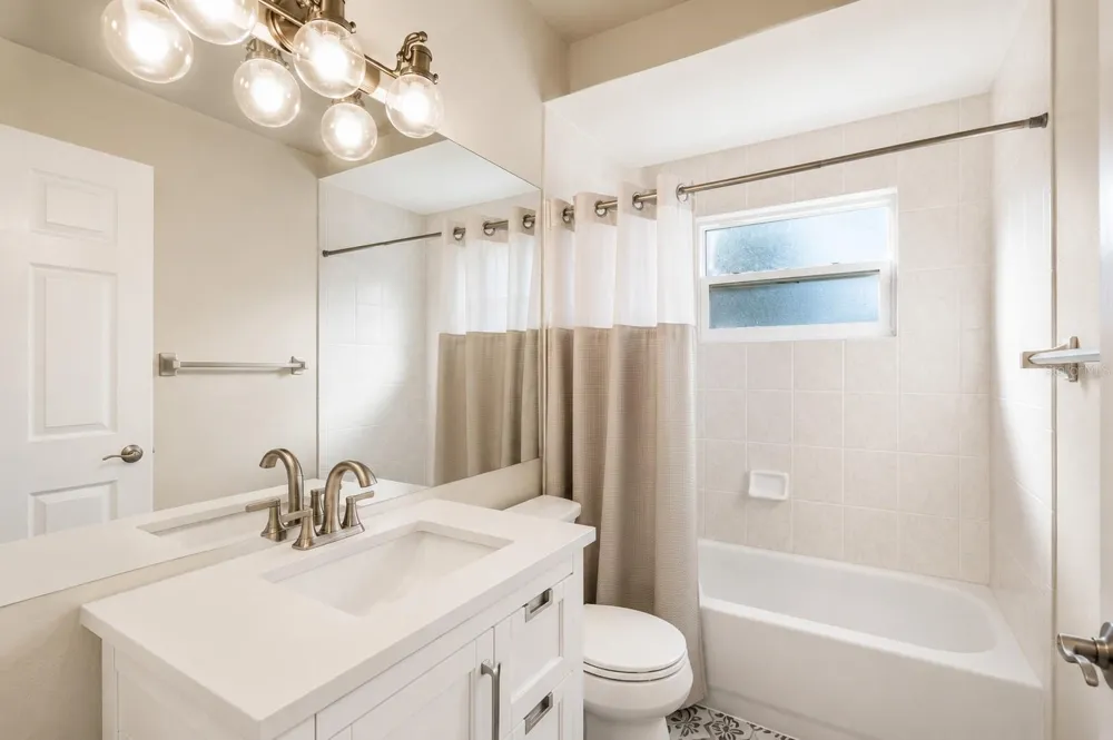 12213 ROSELAND DRIVE New Port Richey, FL 34654