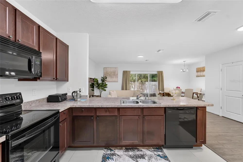 12925 SHADY FERN LANE Gibsonton, FL 33534