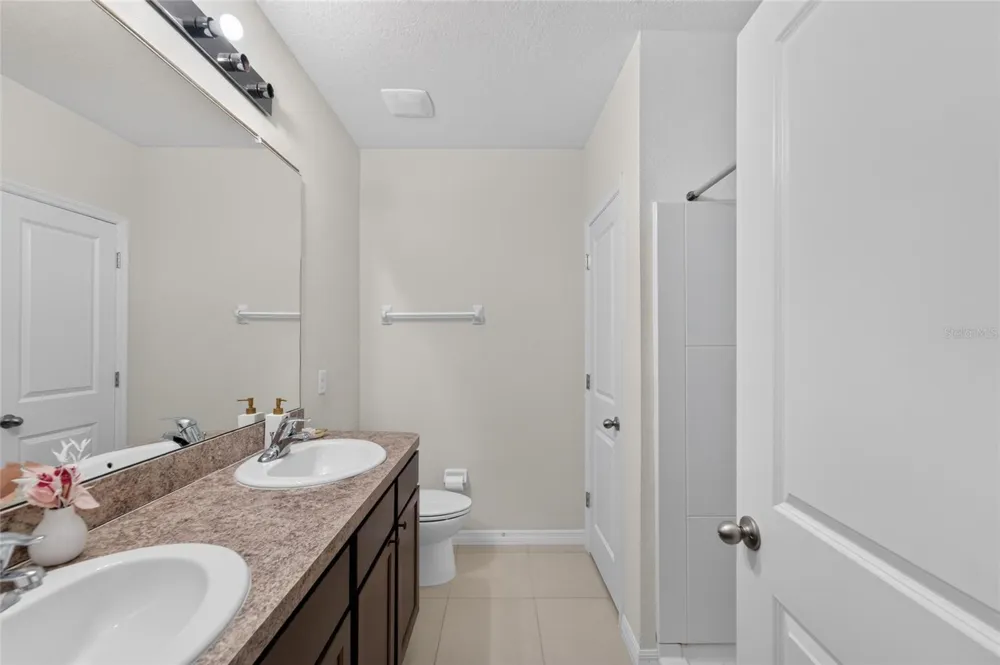 12925 SHADY FERN LANE Gibsonton, FL 33534