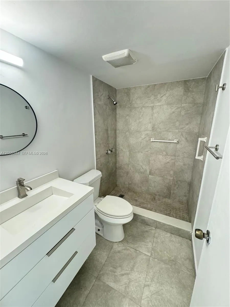 9050 NW 28th St #136 Coral Springs, FL 33065