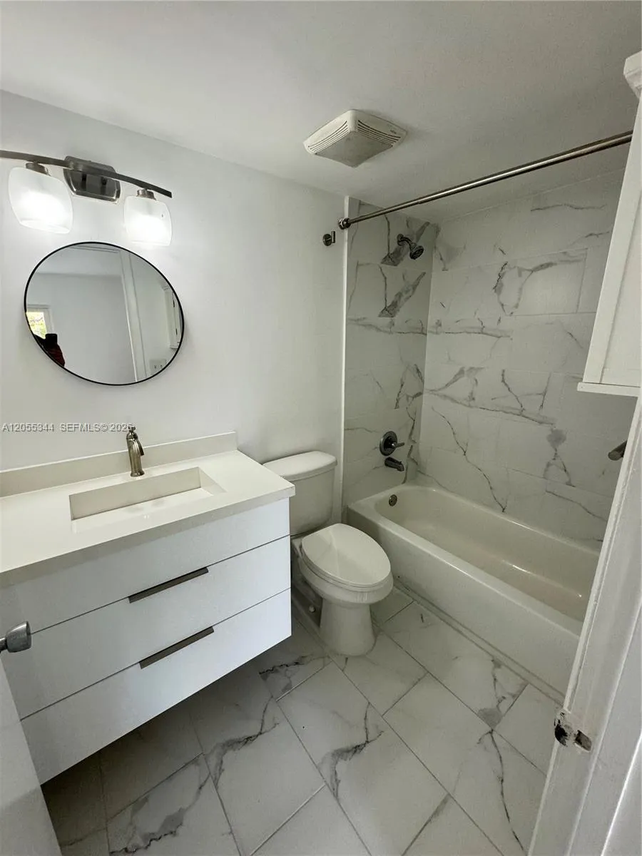 9050 NW 28th St #136 Coral Springs, FL 33065