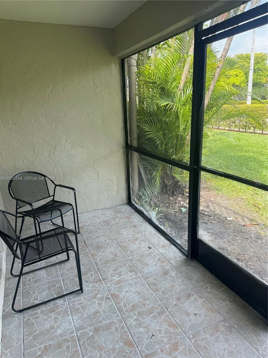 9050 NW 28th St #136 Coral Springs, FL 33065