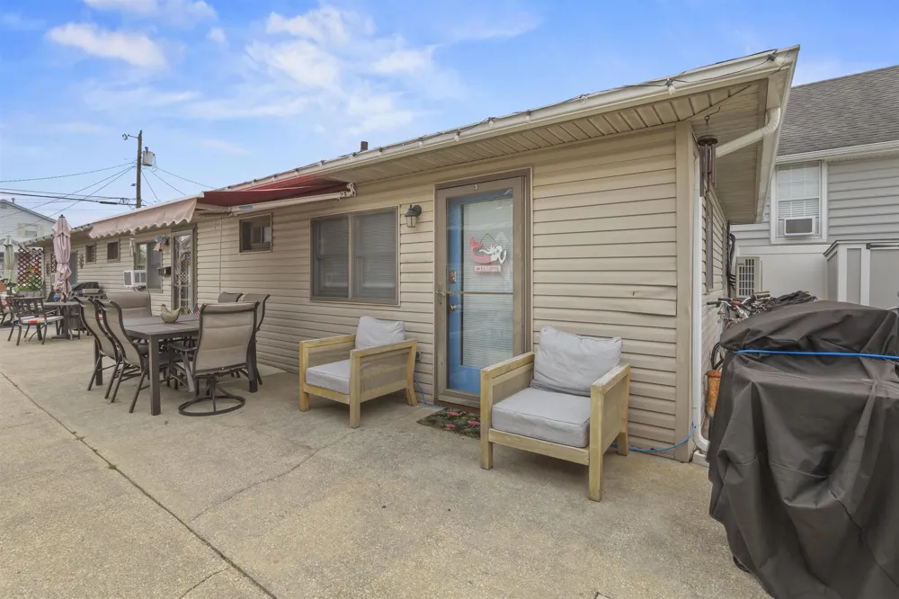 112 1/2 E 21st Street North Wildwood, NJ 08260