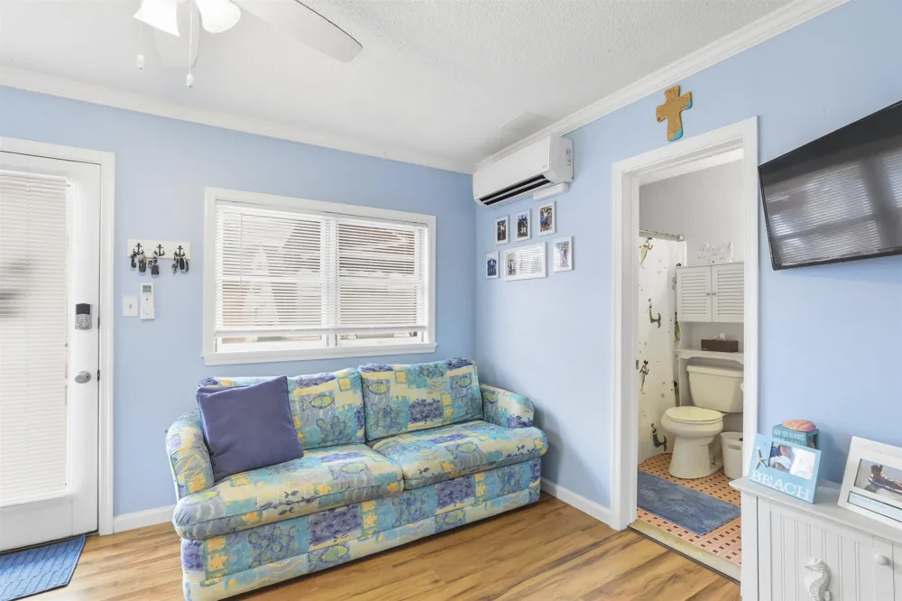 112 1/2 E 21st Street North Wildwood, NJ 08260