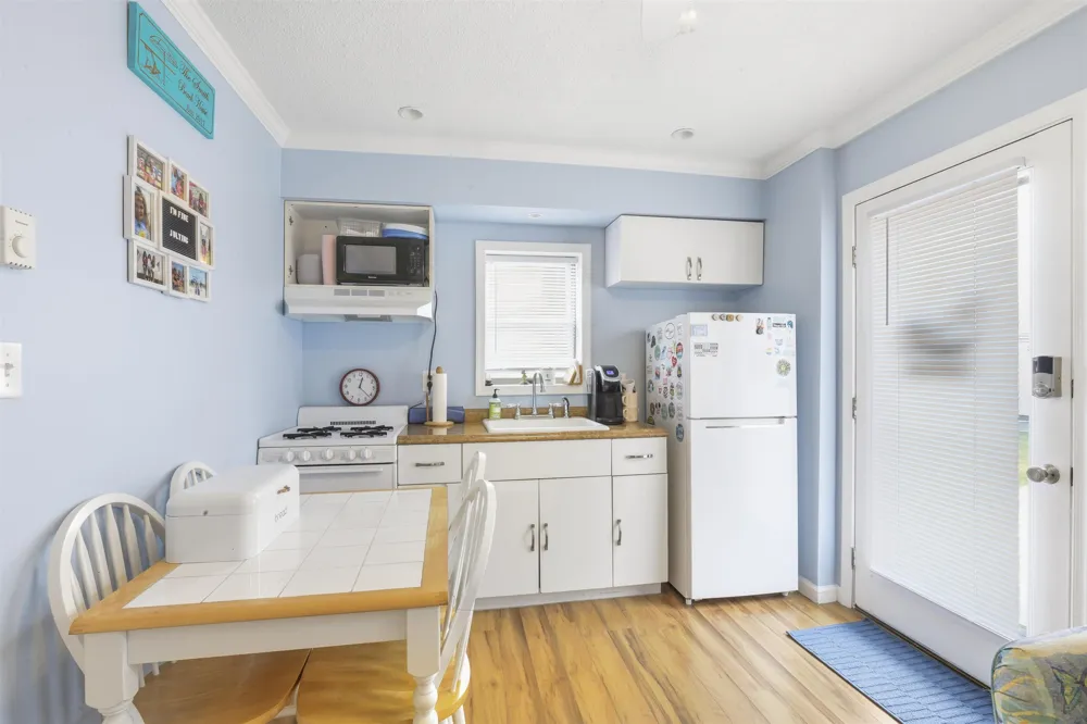 112 1/2 E 21st Street North Wildwood, NJ 08260