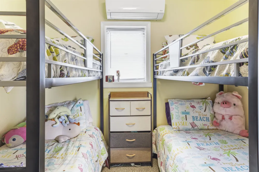 112 1/2 E 21st Street North Wildwood, NJ 08260