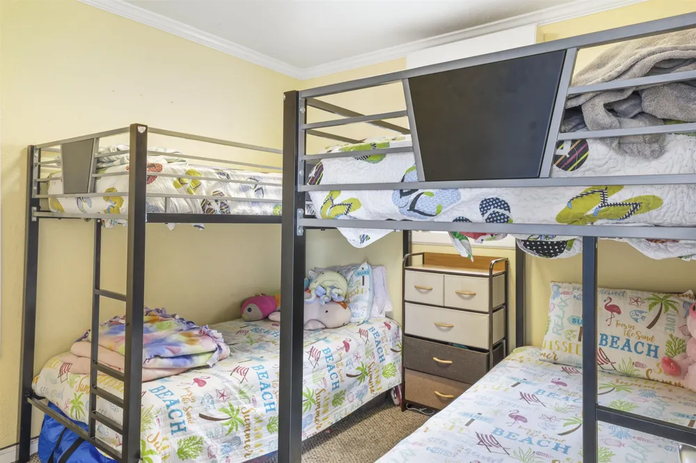 112 1/2 E 21st Street North Wildwood, NJ 08260