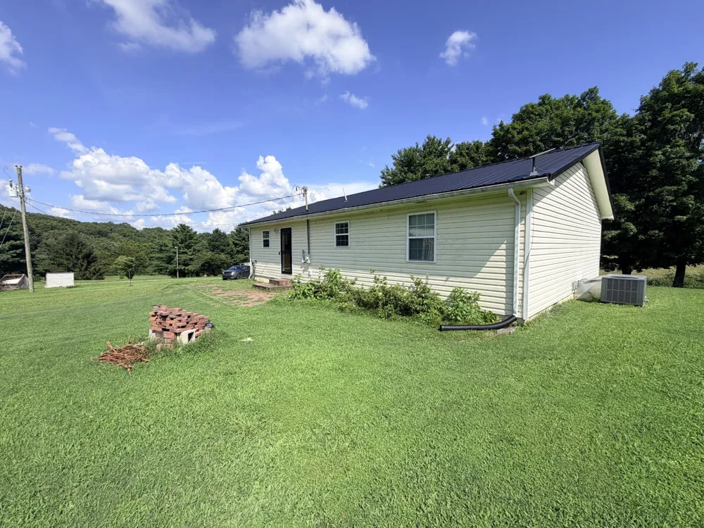245 County Road 365 Sweetwater, TN 37874