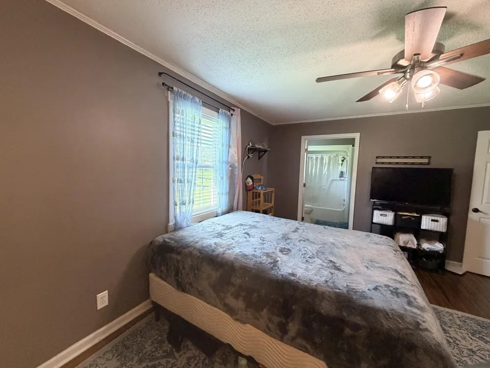 245 County Road 365 Sweetwater, TN 37874