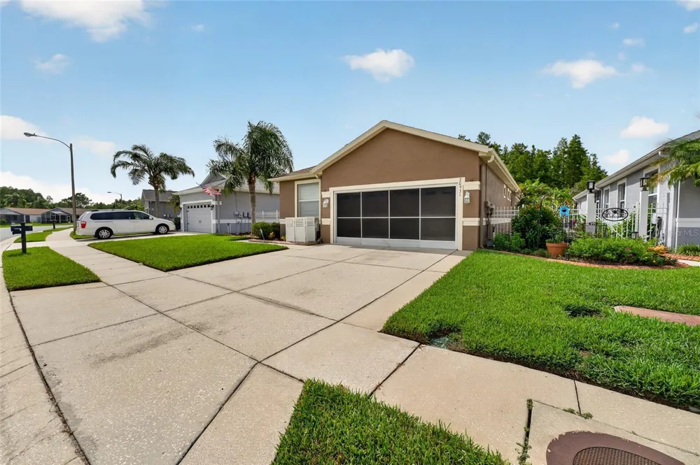 20931 DIAMONTE DRIVE Land O Lakes, FL 34637