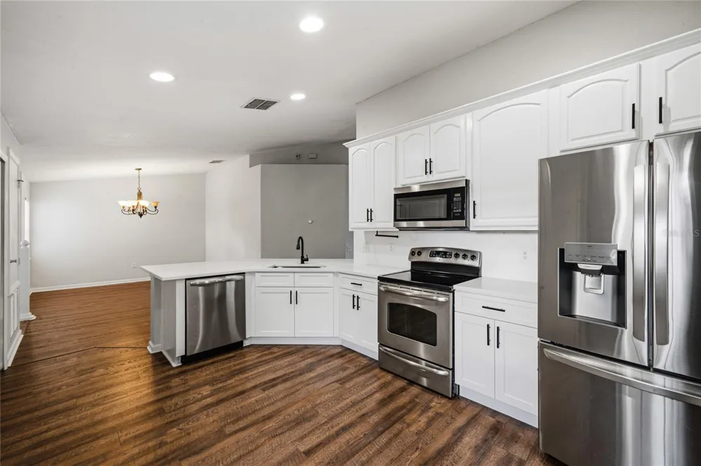 417 HILGARD COVE #. Sanford, FL 32771