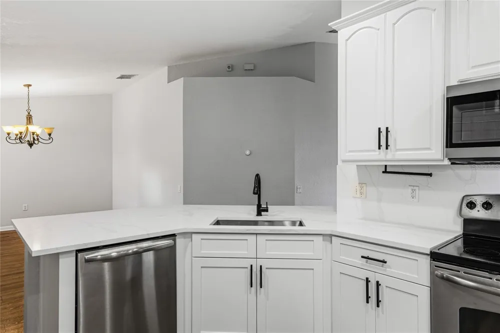 417 HILGARD COVE #. Sanford, FL 32771