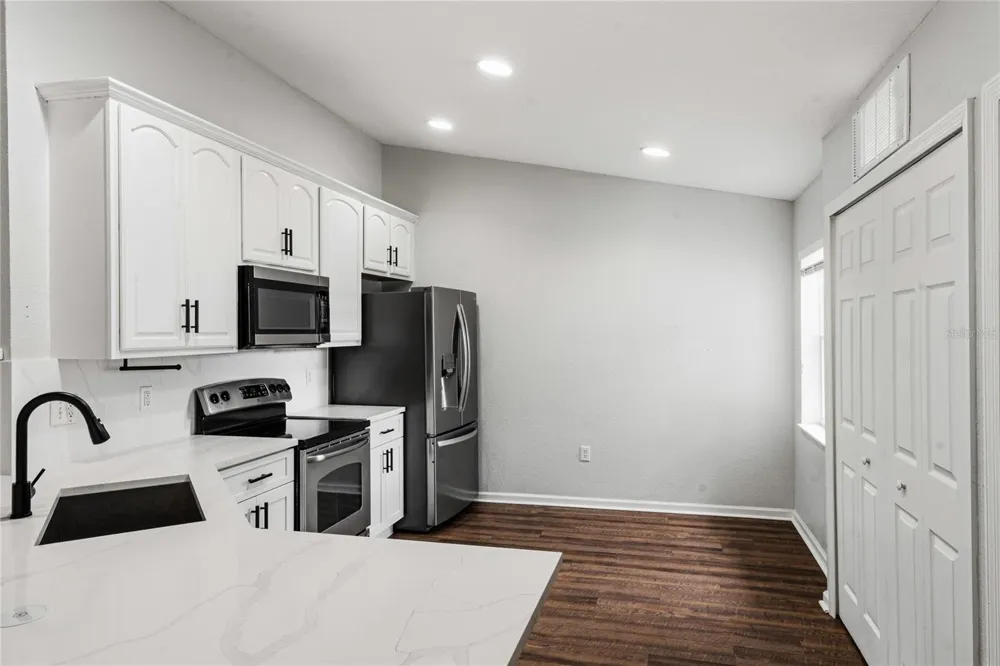 417 HILGARD COVE #. Sanford, FL 32771
