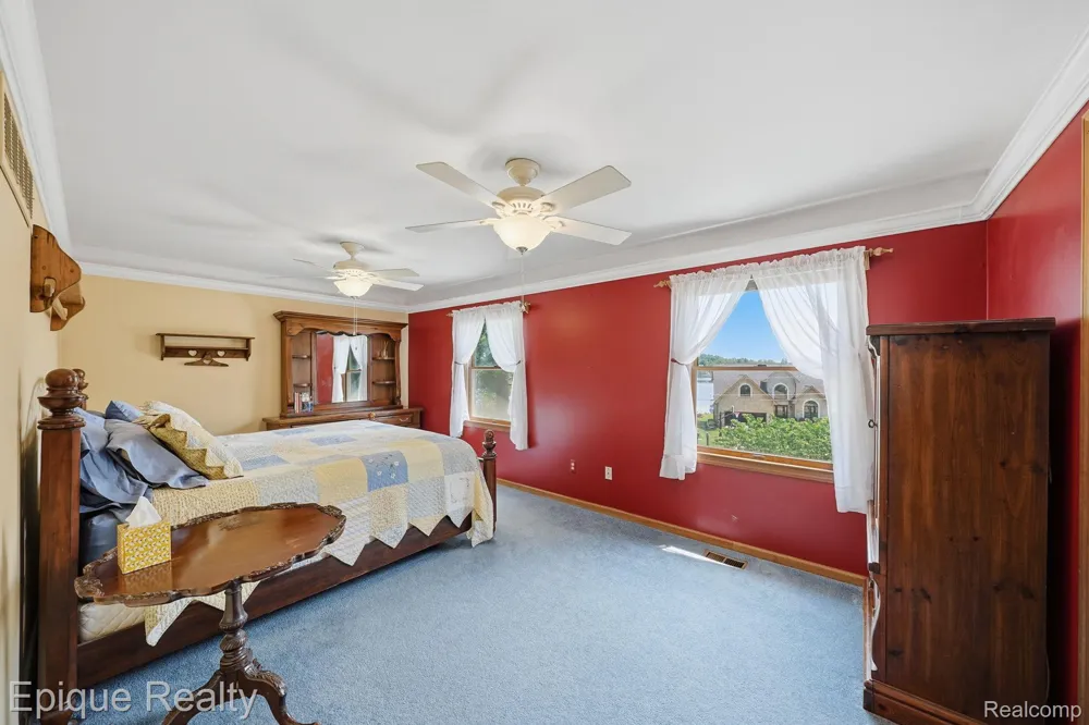 1642 Delmonte Street Wolverine Lake Village, MI 48390