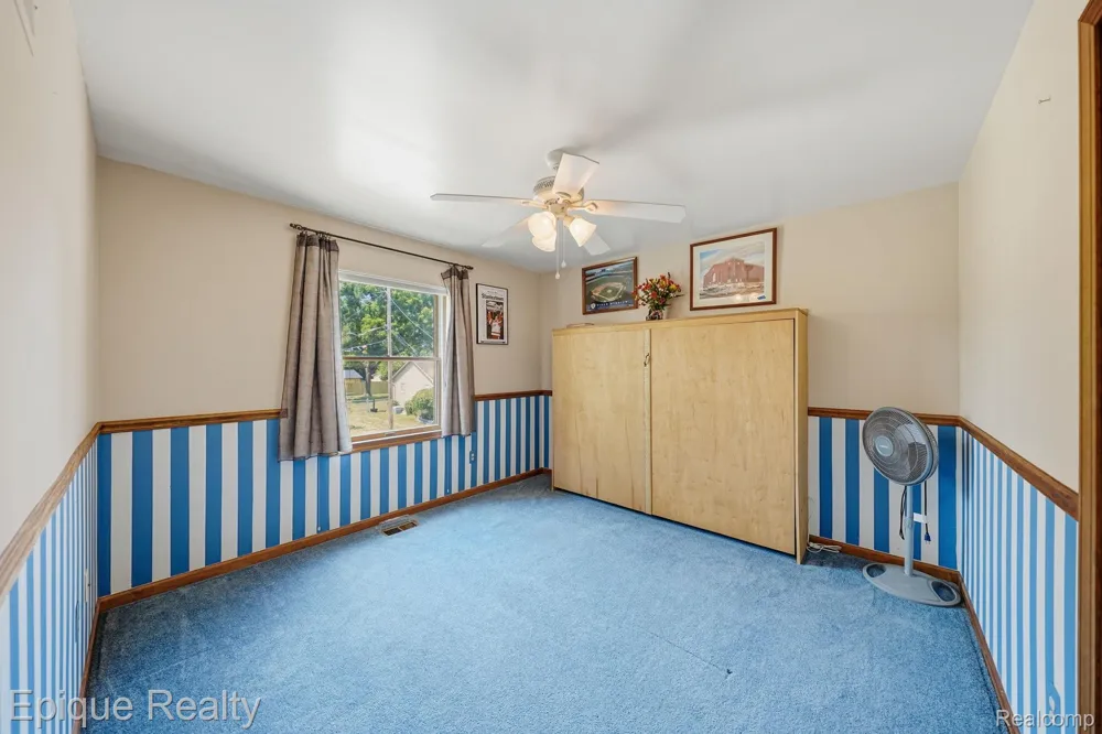 1642 Delmonte Street Wolverine Lake Village, MI 48390