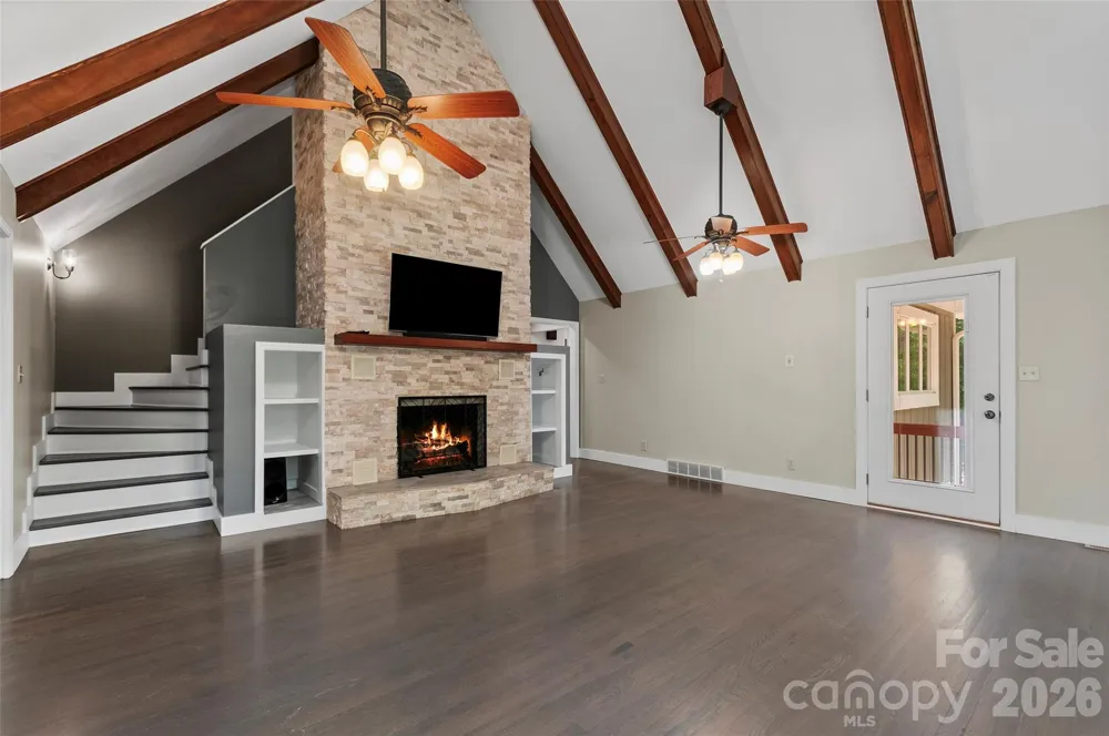 82 Sunburst Drive Waynesville, NC 28786