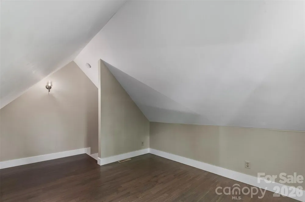 82 Sunburst Drive Waynesville, NC 28786
