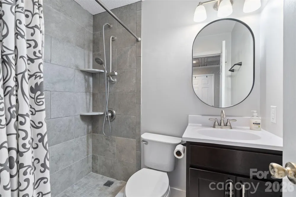 82 Sunburst Drive Waynesville, NC 28786