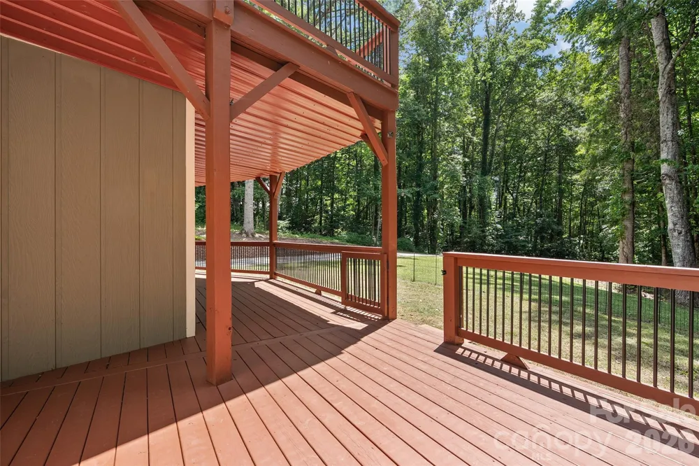 82 Sunburst Drive Waynesville, NC 28786