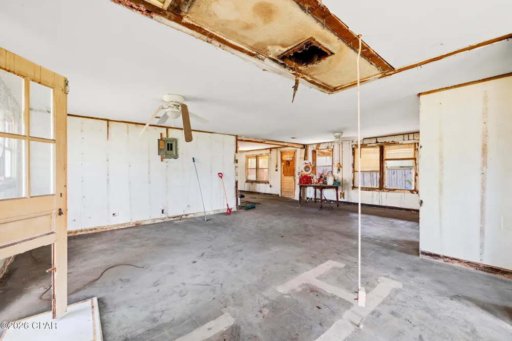 4002 W 17th Street Panama City, FL 32401