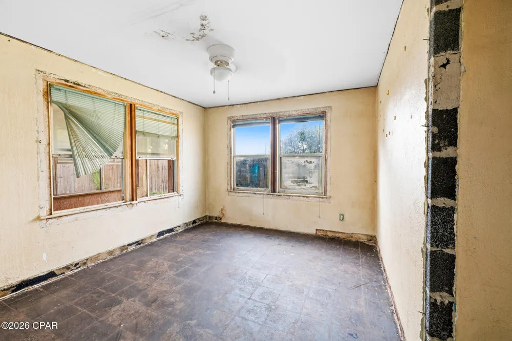4002 W 17th Street Panama City, FL 32401