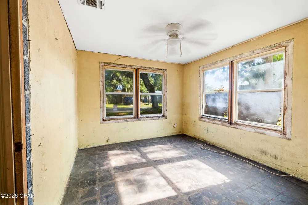 4002 W 17th Street Panama City, FL 32401