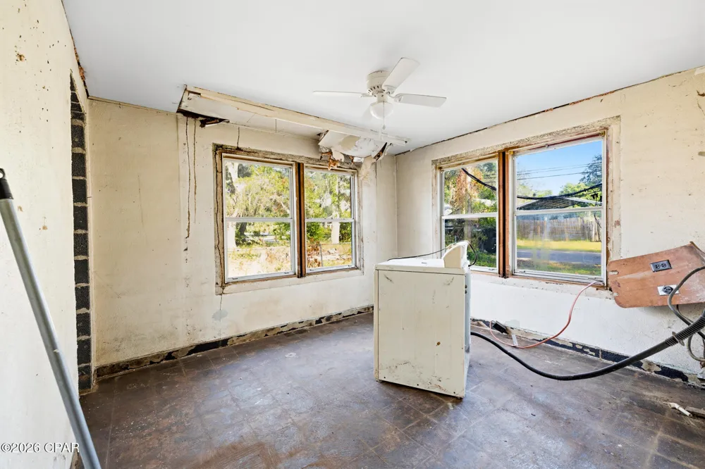 4002 W 17th Street Panama City, FL 32401