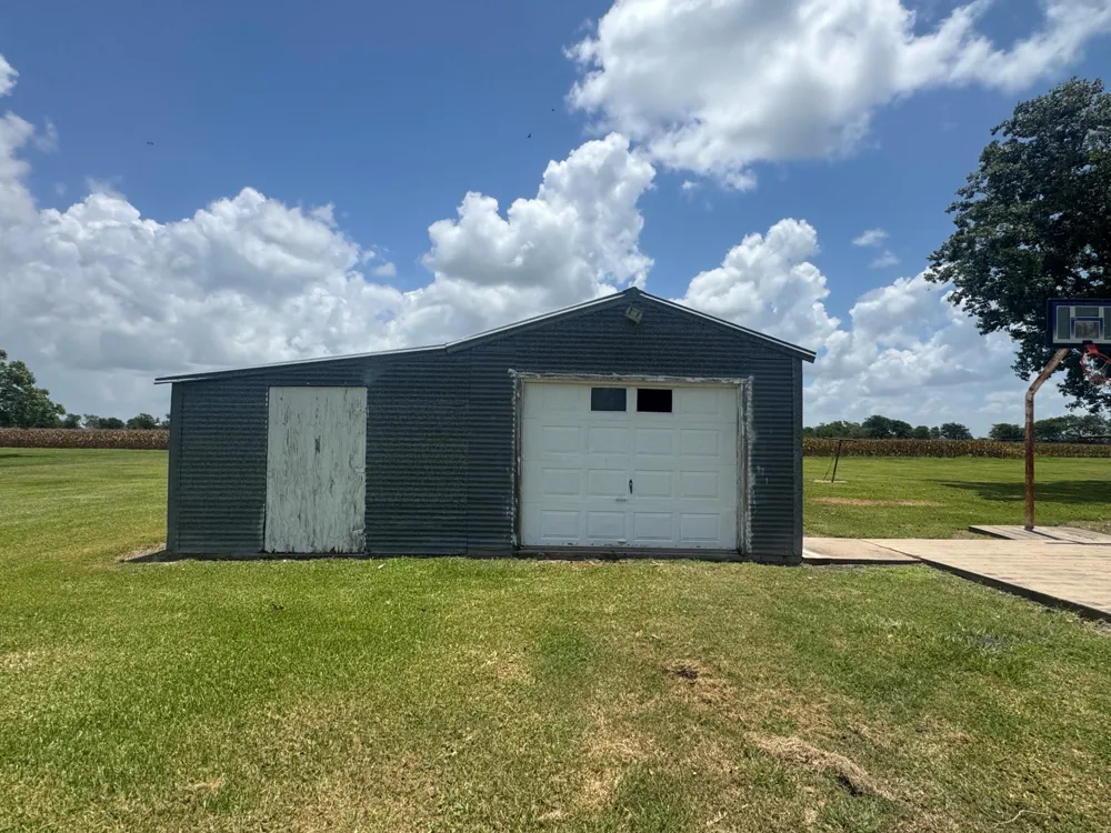 1331 County Road 313 Louise, TX 77455
