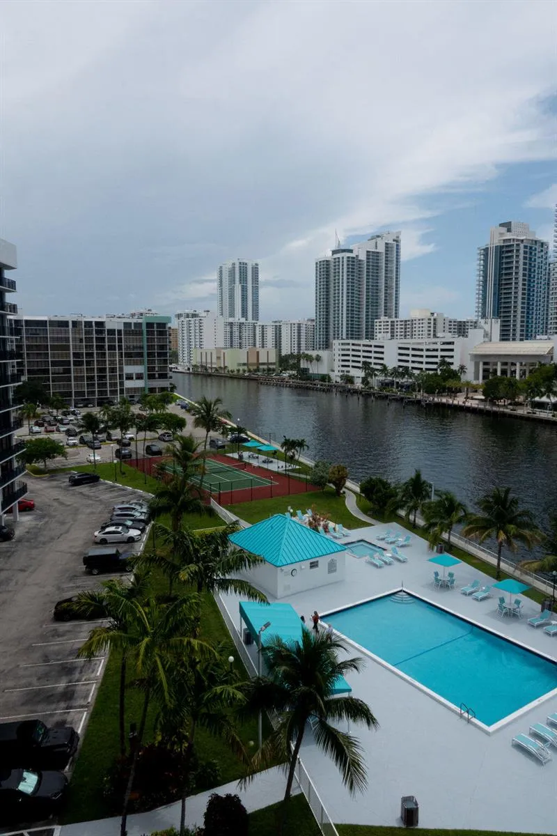 200 LESLIE DRIVE #819 Hallandale Beach, FL 33009