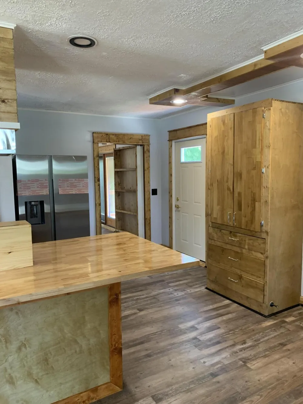 576 Pipestone Street Benton Harbor City, MI 49022