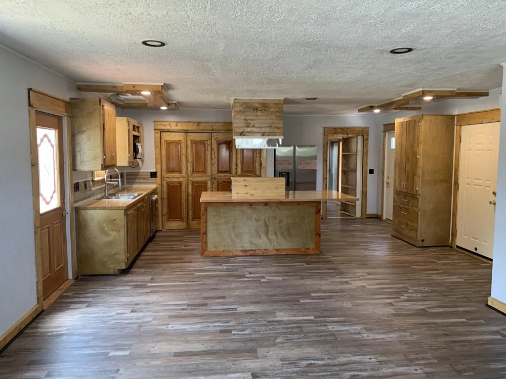 576 Pipestone Street Benton Harbor City, MI 49022