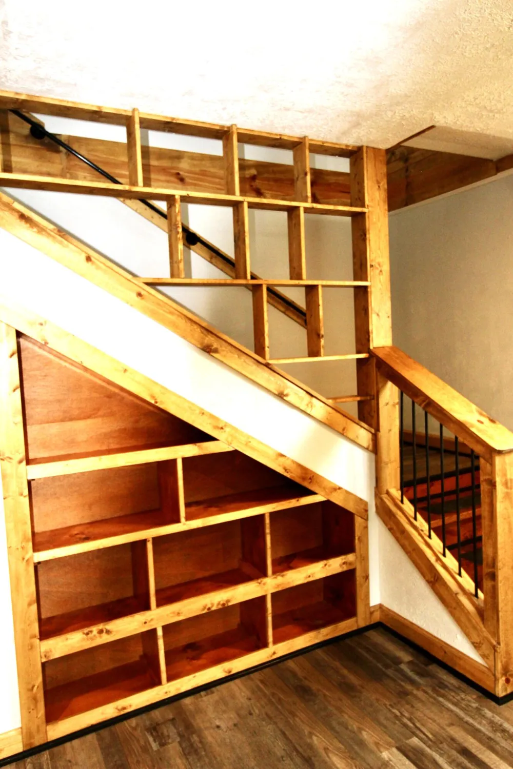 576 Pipestone Street Benton Harbor City, MI 49022